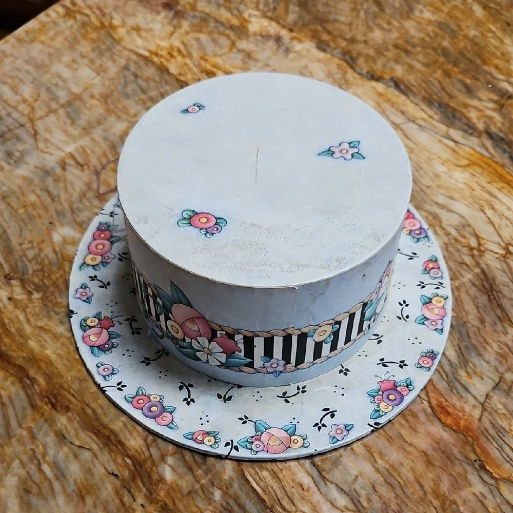 MARY ENGELBREIT Floral Decorative Box with Lid